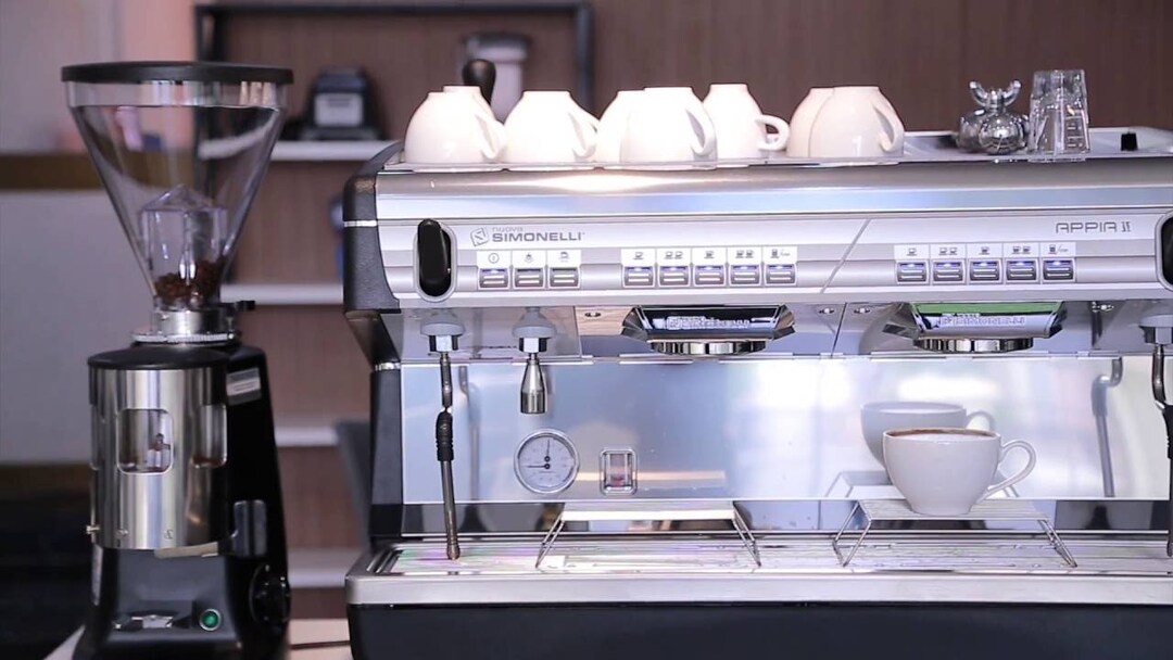 Máy pha cà phê Breville BES870XL Barista Express